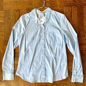 H&M Women’s Blue Button Down Shirt NWT